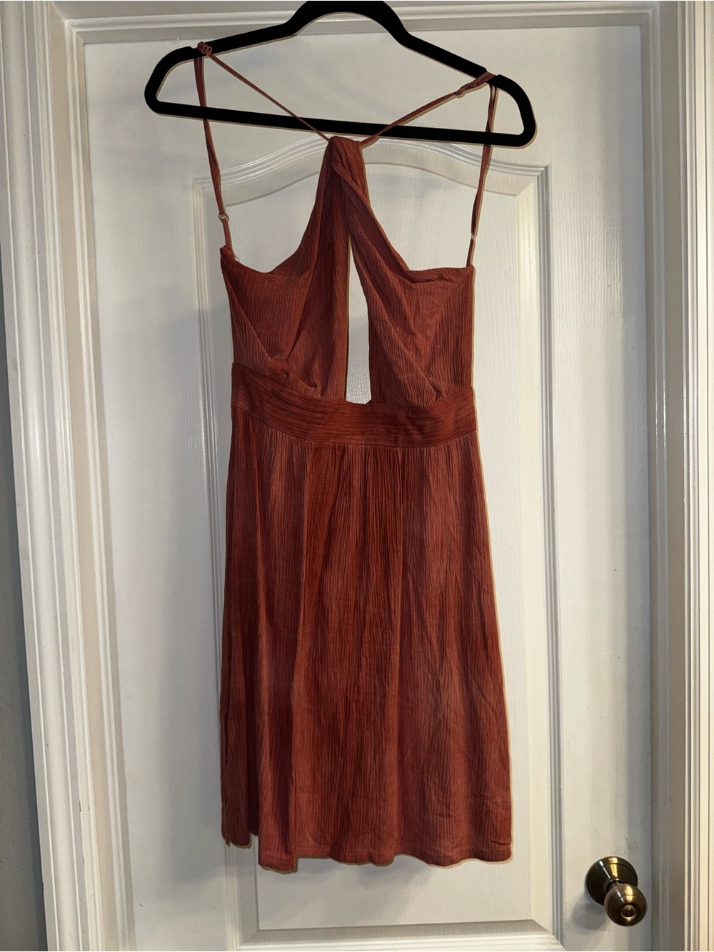 Sleeveless Twist-Back Dress